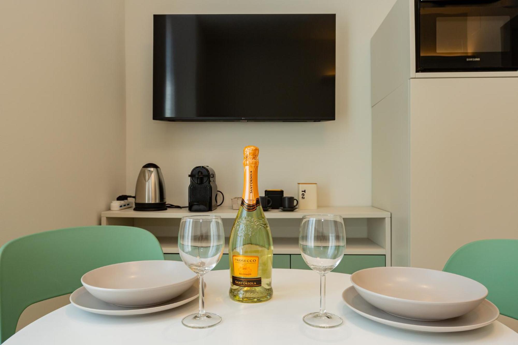 Апартаменты Abruzzi64 Milan Cozy Nest Экстерьер фото
